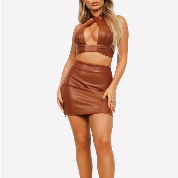 Vegan leather top & skirt brown set - Picture 2 of 3